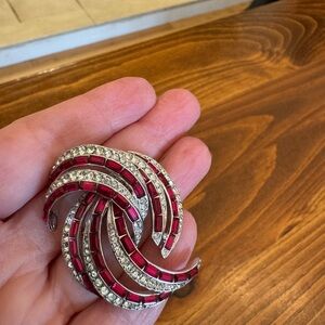 Vintage art deco Ruby & rhinestone brooch